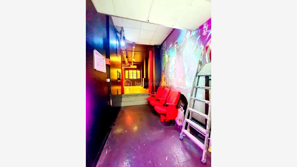 AV bureaux style industriel 243m² Levallois-Perret