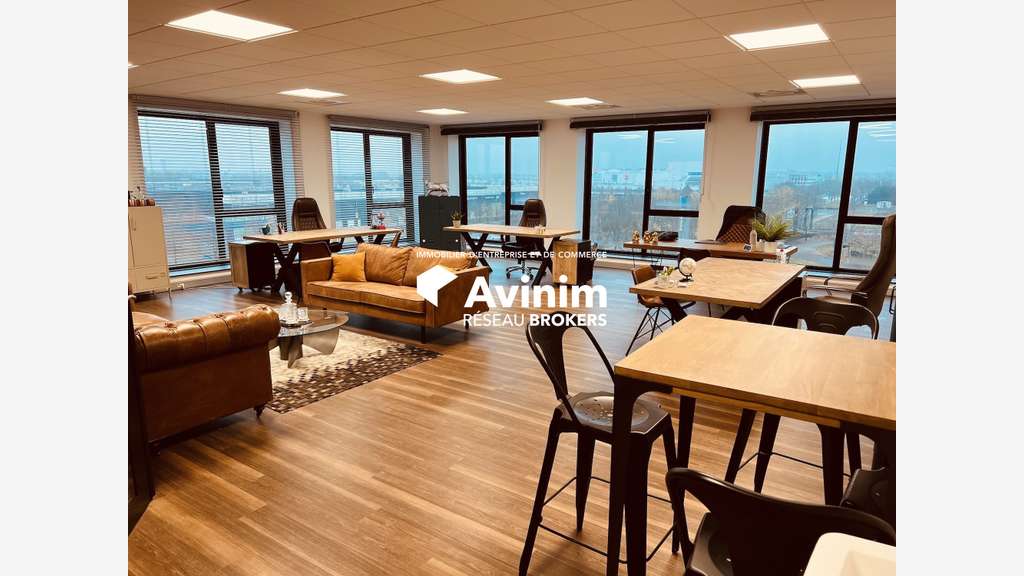 Vente magnifiques bureaux proche Carré Senart