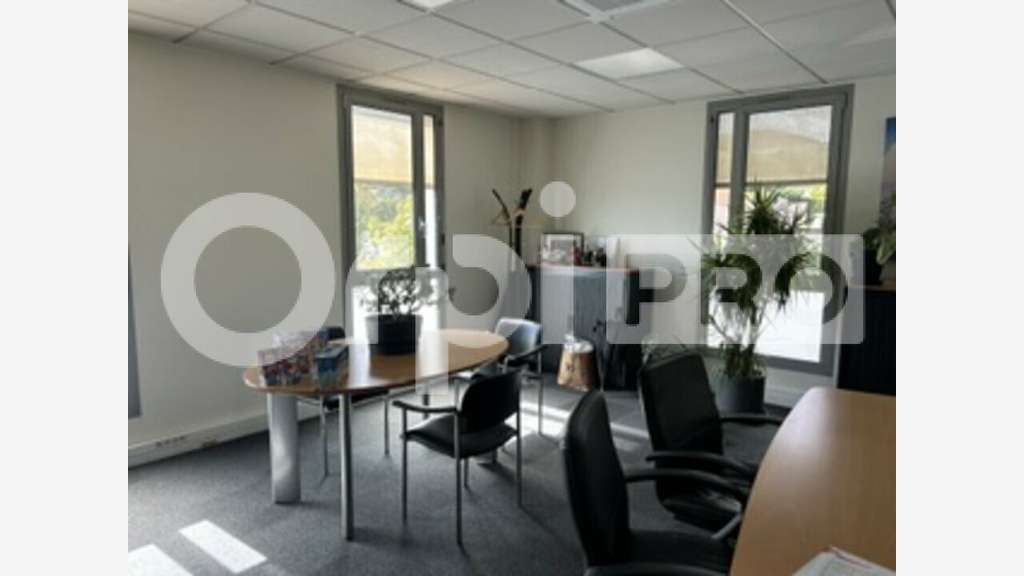 Bureau 407m² à vendre à Limas/Villefranche