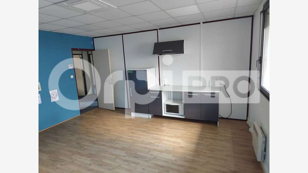 Bureau 250m² à vendre proche gare de Limoges