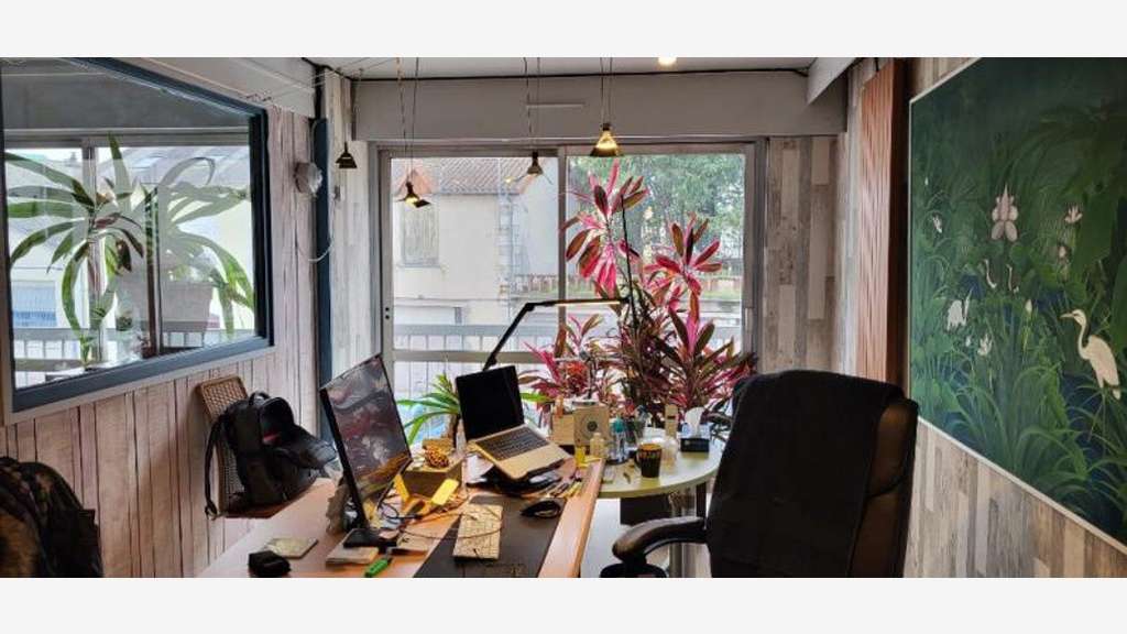 Vente bureau 138m² R+1 à Limoges St Martial