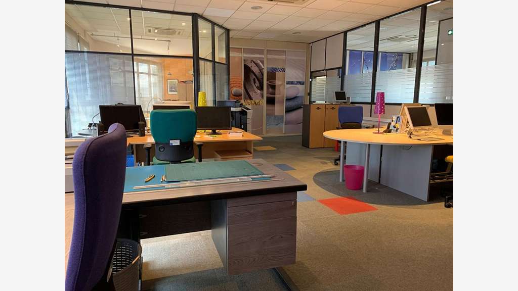 Vente superbe plateau 208m² R+5 vue panoramique