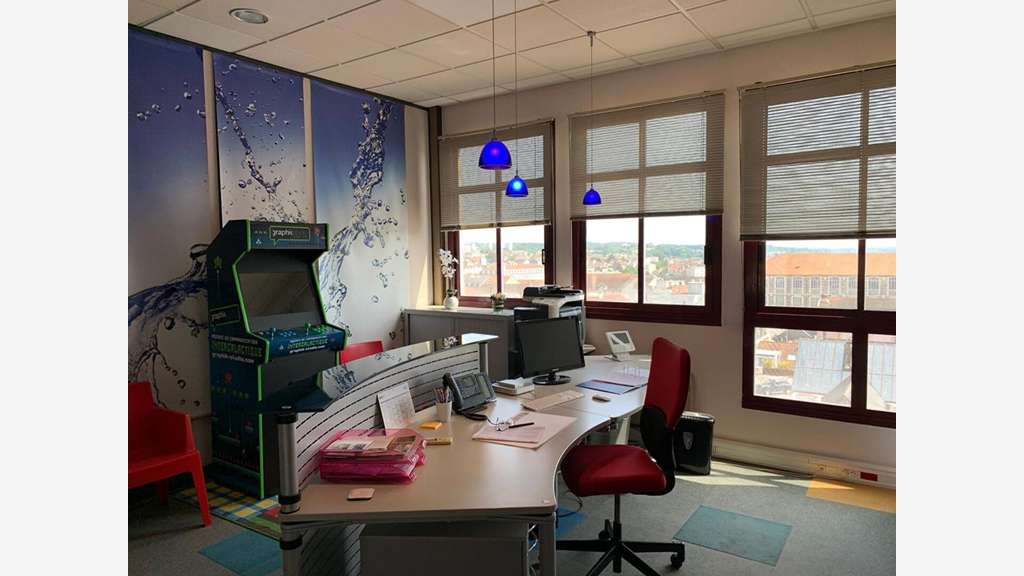 Vente superbe plateau 208m² R+5 vue panoramique