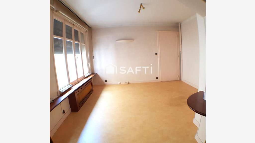 Vente bureau 100m² bien placé à Limoges 