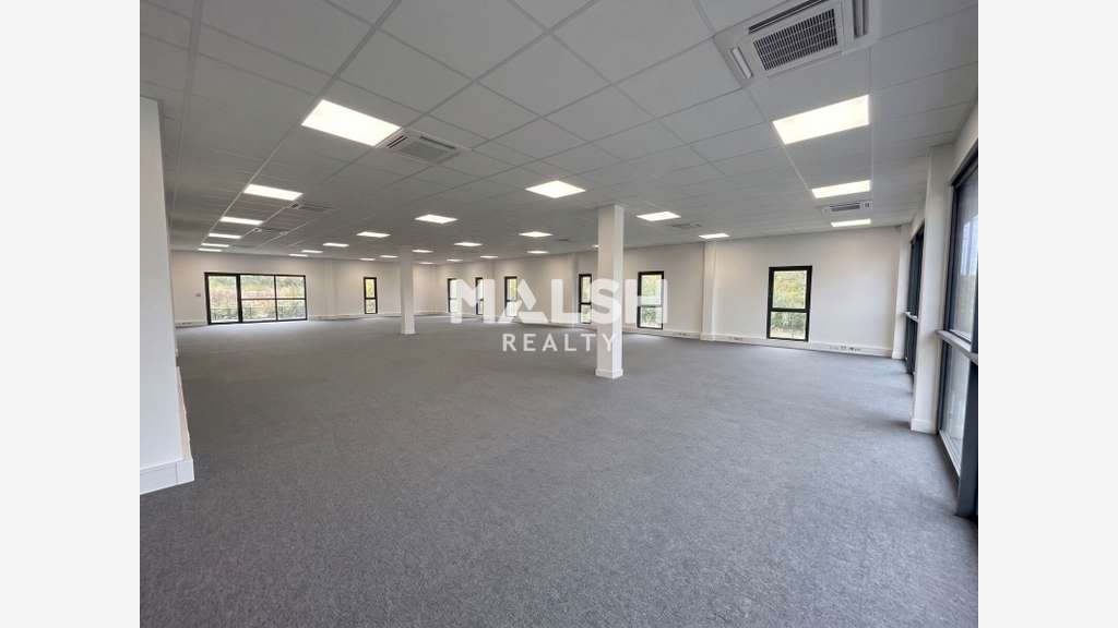 Bureaux neufs à vendre 84m² divisibles à Limonest