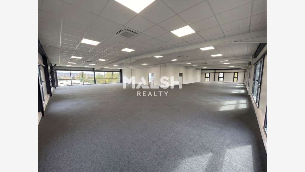 Bureaux neufs à vendre 84m² divisibles à Limonest