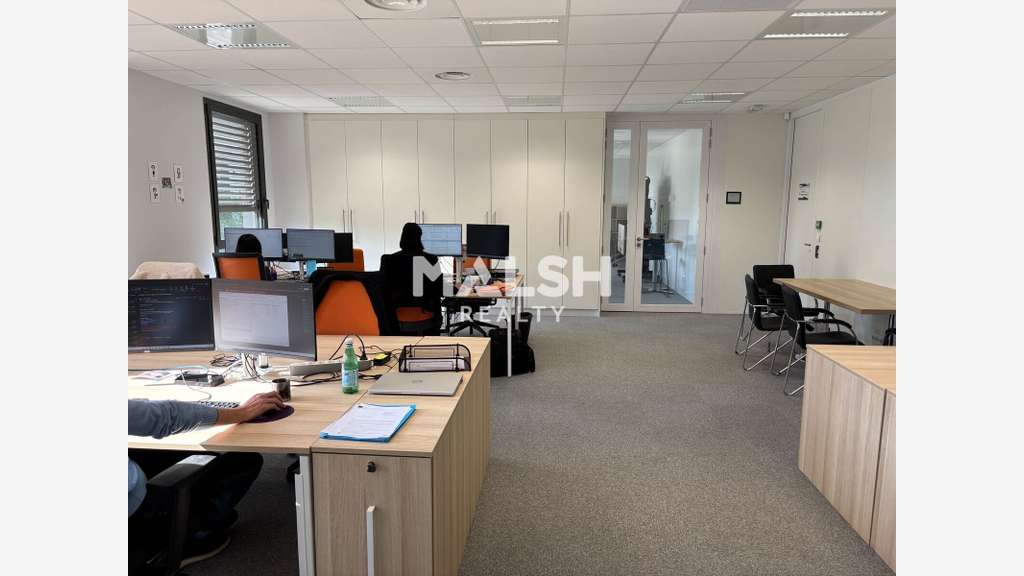 Vente bureaux 190m² à Limonest proche A6