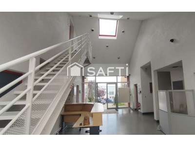 Vente Bureaux à Linas