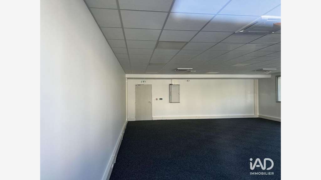 Vente bureau de standing 158m² à Lissieu