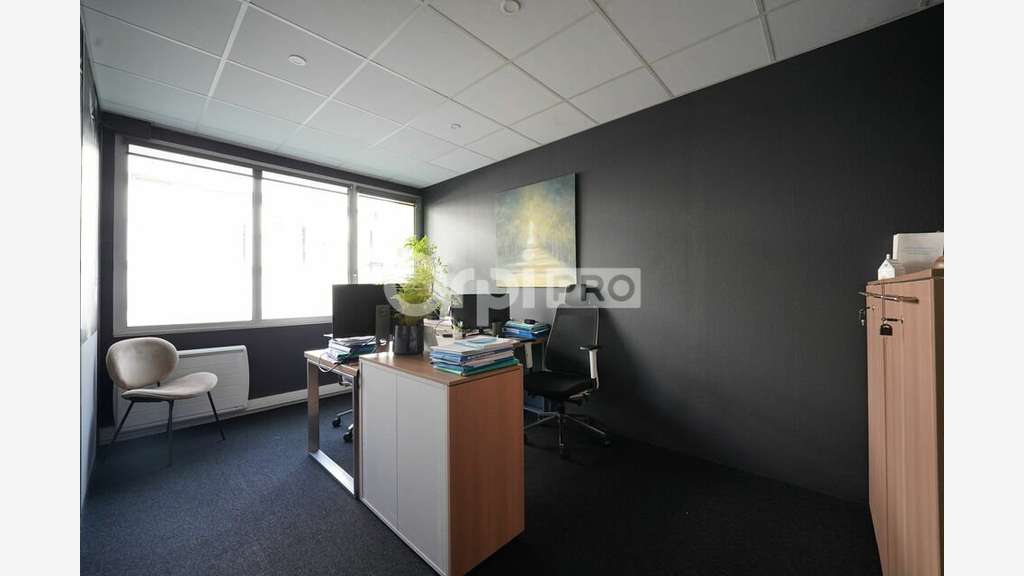 Bureaux à vendre 74,15m² à Lissieu