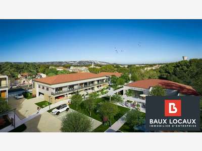 Vente local professionnel plain-pied 295m² à Sénas