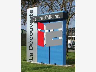 Vente bureaux de 287m² en entrée de ville Lorient