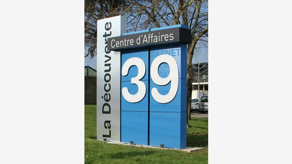 Vente bureaux de 287m² en entrée de ville Lorient