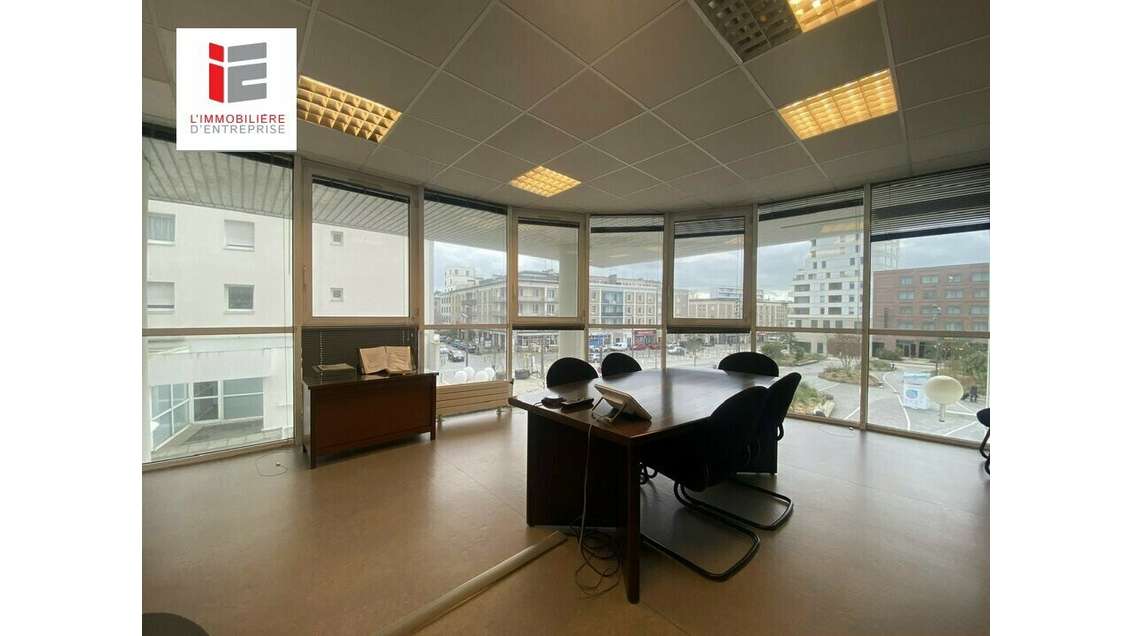 Immeuble de bureaux à vendre à Lorient