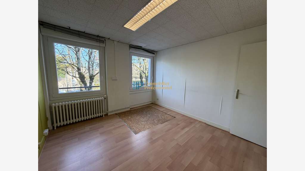 À vendre immeuble bureaux 248m² à Lorient