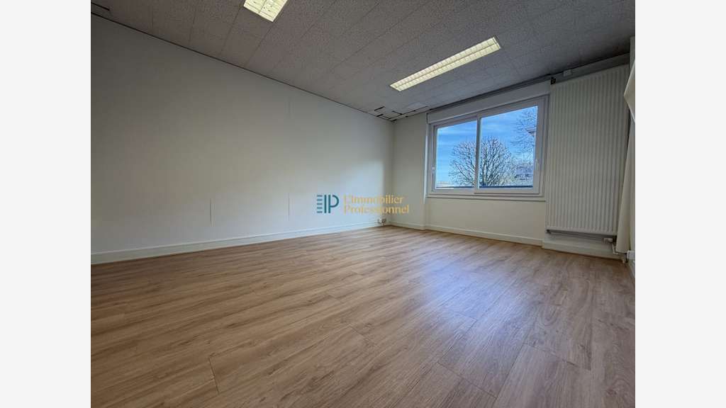 À vendre immeuble bureaux 248m² à Lorient