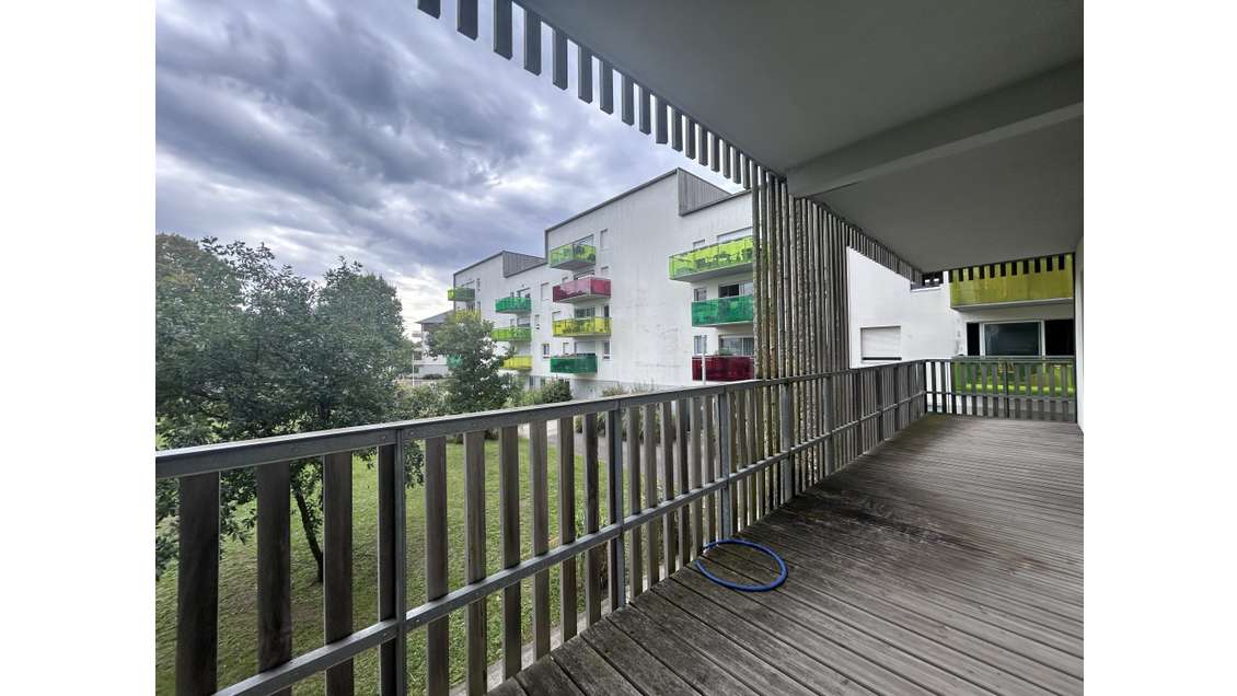 Vente plateau tertiaire de 251m² à Lorient