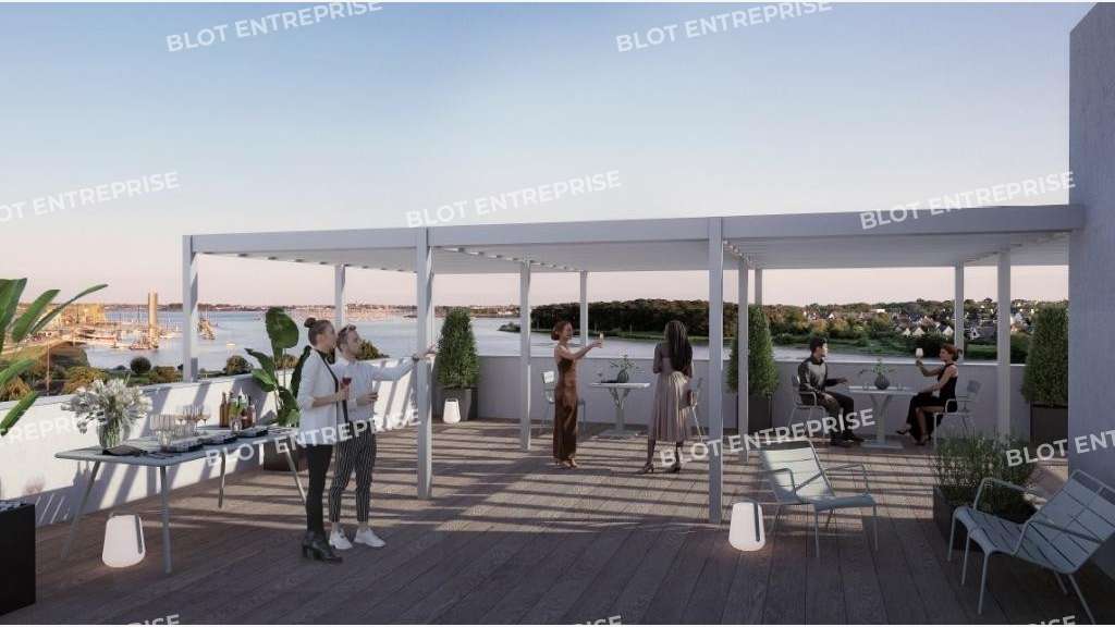 AV bureaux 342m² R+6 à Lorient secteur maritime