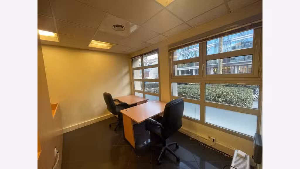 A vendre bureaux loués 100% sur l'île de La Jatte