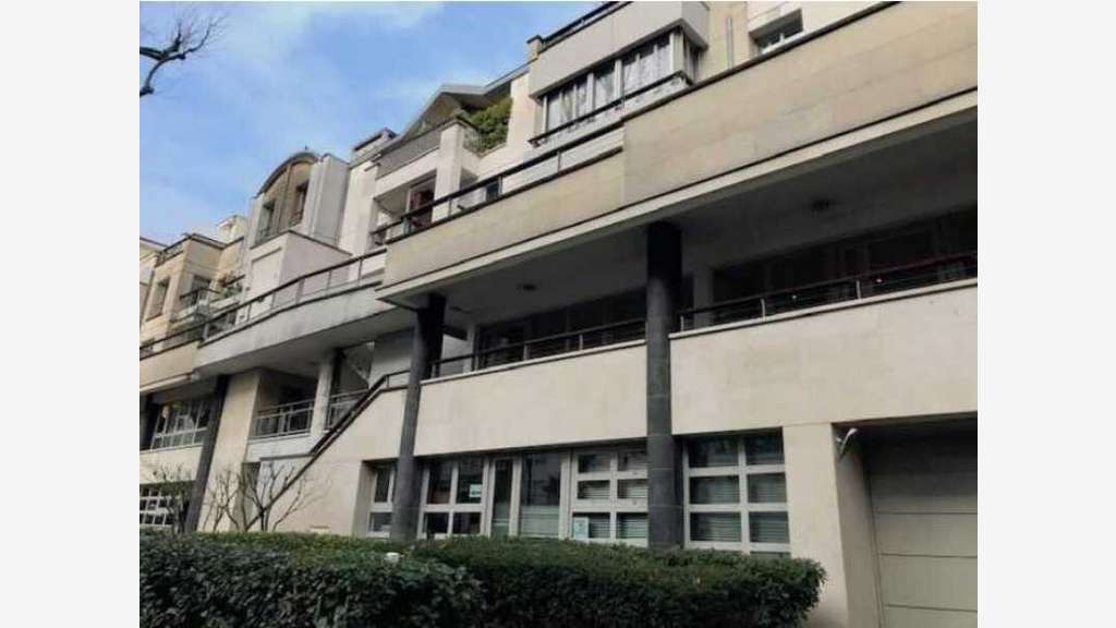 A vendre bureaux loués 100% sur l'île de La Jatte