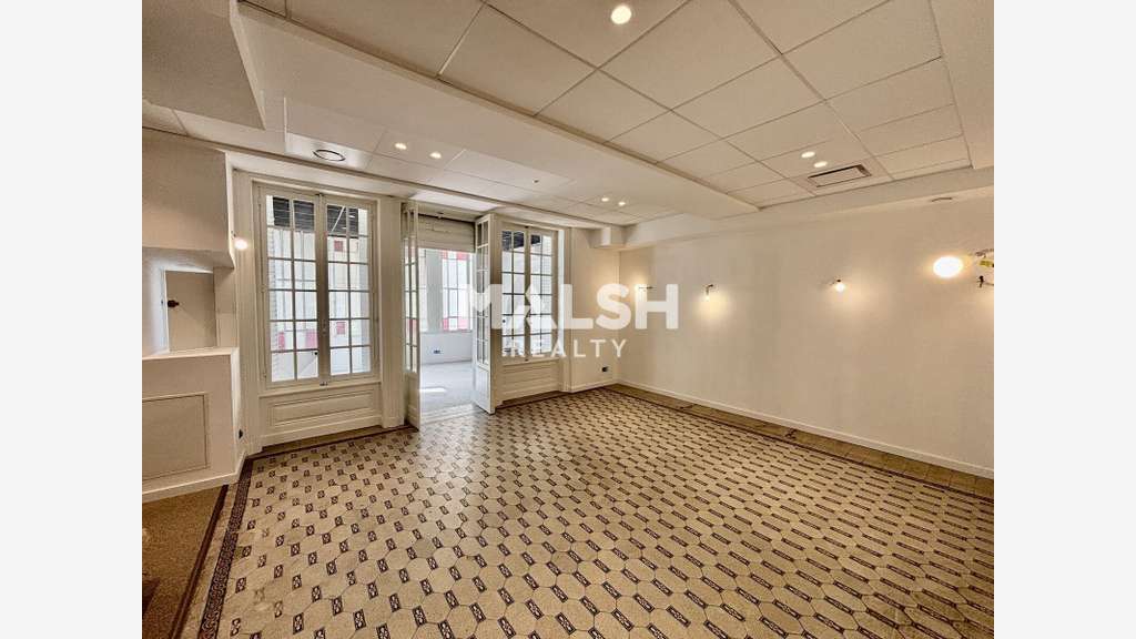 Bureaux 243m² à vendre ou à louer à Lyon 2e