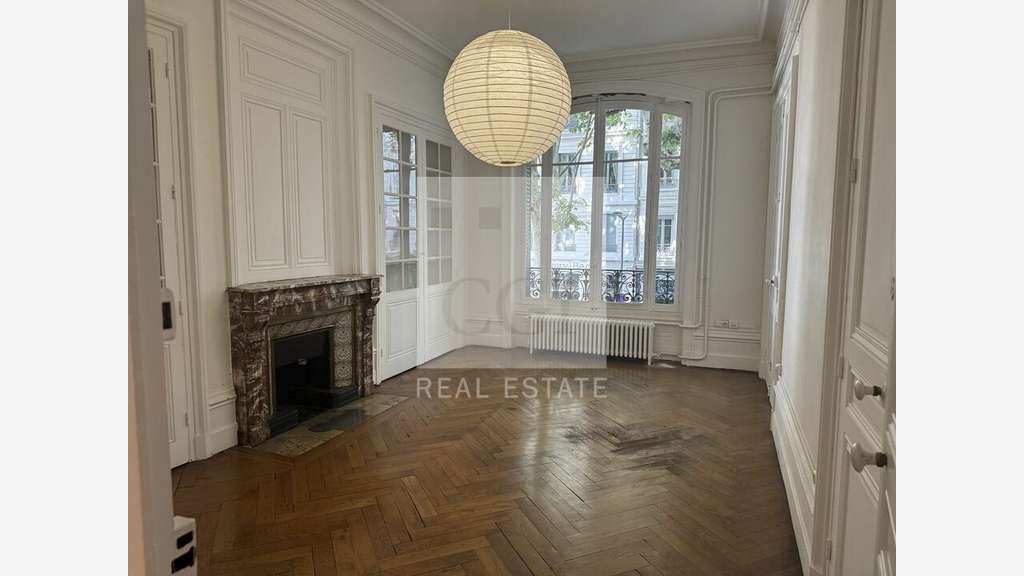 AV bureaux 303m² Lyon 69003 Palais de Justice