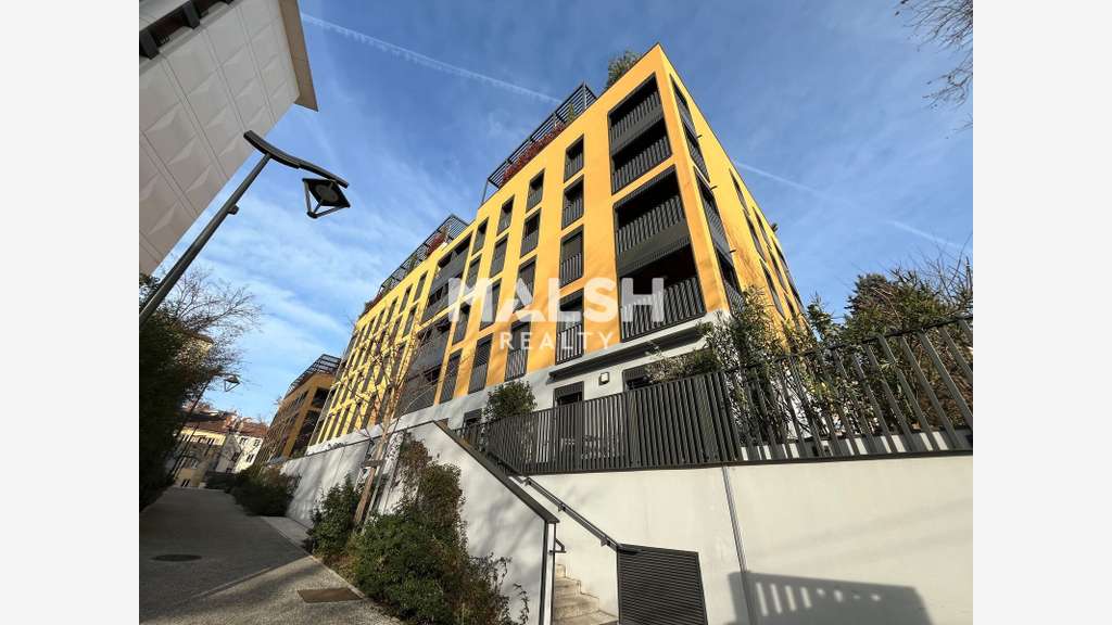 A vendre bureaux 103m² RDC à Lyon 4e Croix Rousse