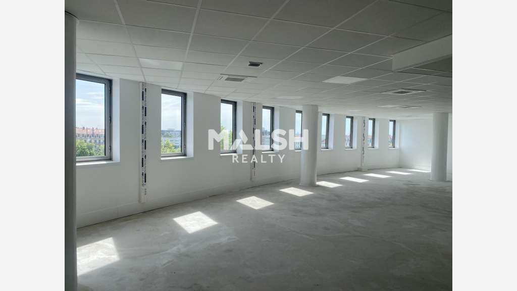 Bureaux à louer 573m² divisibles à Lyon 5e