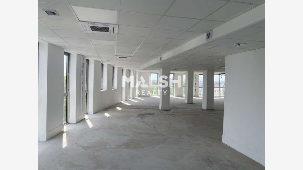 Bureaux à louer 573m² divisibles à Lyon 5e