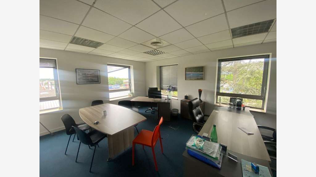 Bureaux de 284m² à vendre à Lyon Techlid