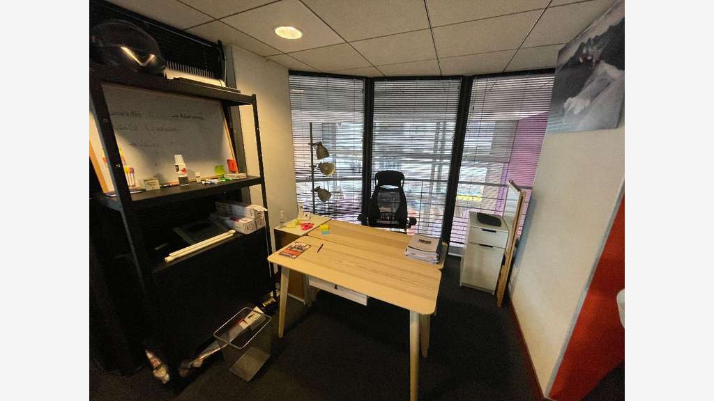 A vendre local professionnel à Lyon 3e