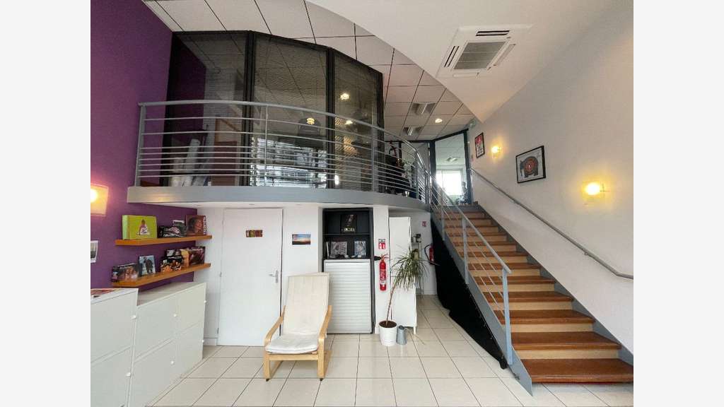 A vendre local professionnel à Lyon 3e