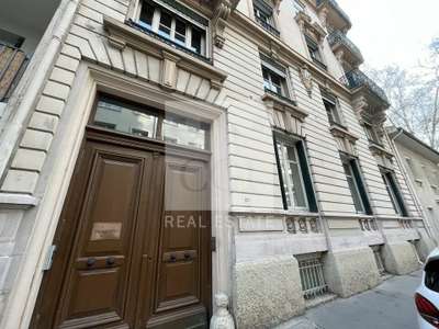 Bureaux 510m² à vendre Lyon 6 prox Gare Part-Dieu