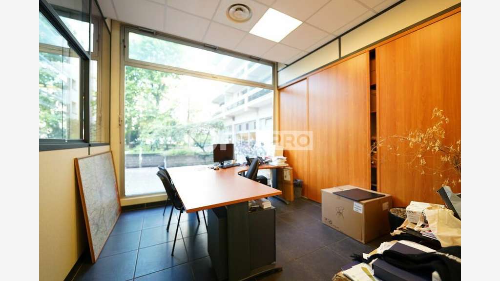 Bureaux occupé à vendre 217m² Lyon 6e