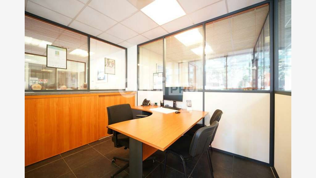 Bureaux occupé à vendre 217m² Lyon 6e