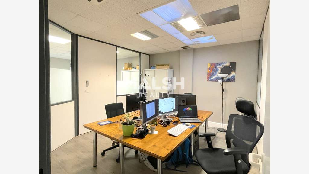 Bureaux de 322m² à vendre ou à louer à Lyon 69007