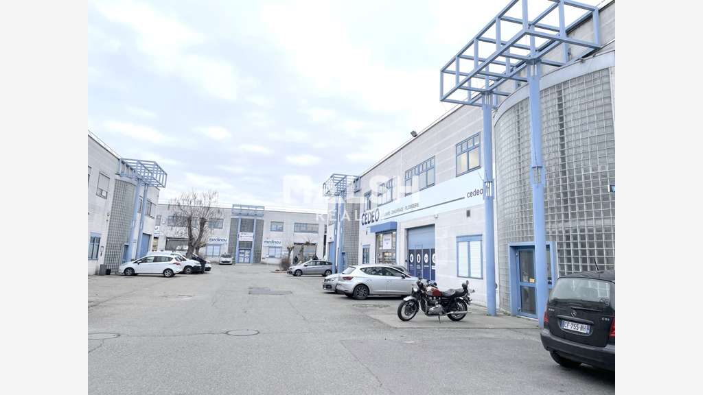 Bureaux de 322m² à vendre ou à louer à Lyon 69007