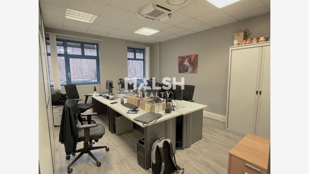 Bureaux de 322m² à vendre ou à louer à Lyon 69007