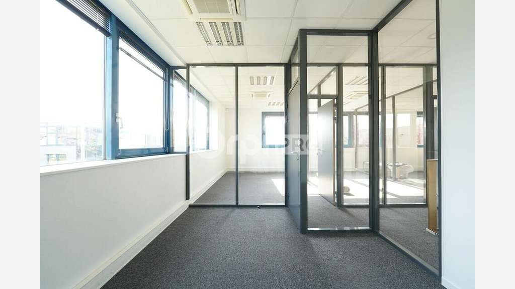 Bureaux à vendre 125m² à Lyon 7e