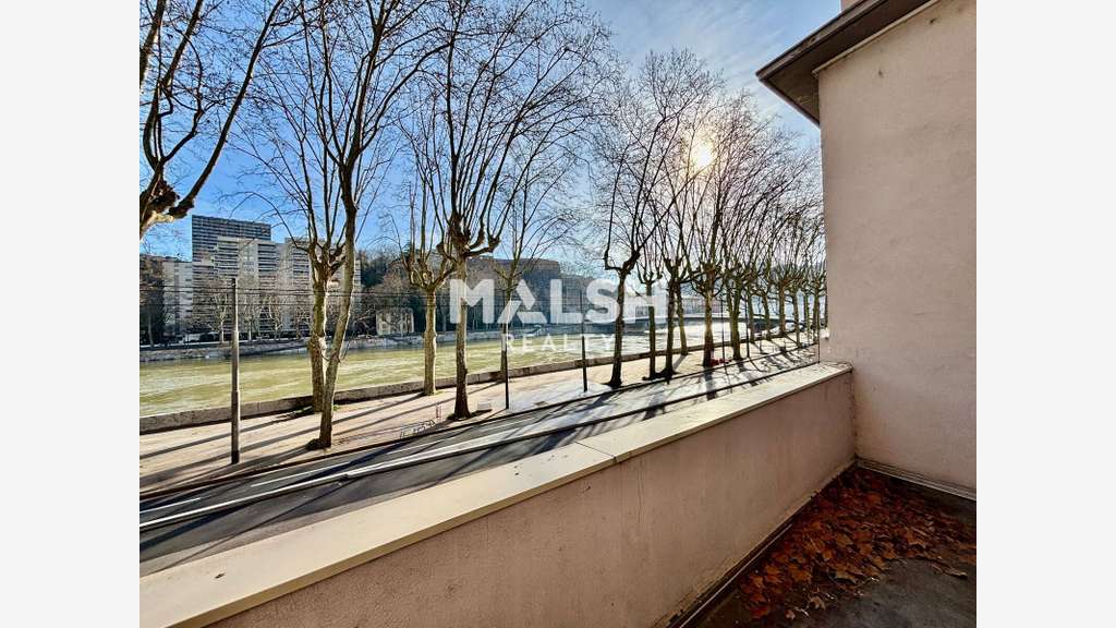 À vendre bureaux 148m² Lyon 9e quais de Saône