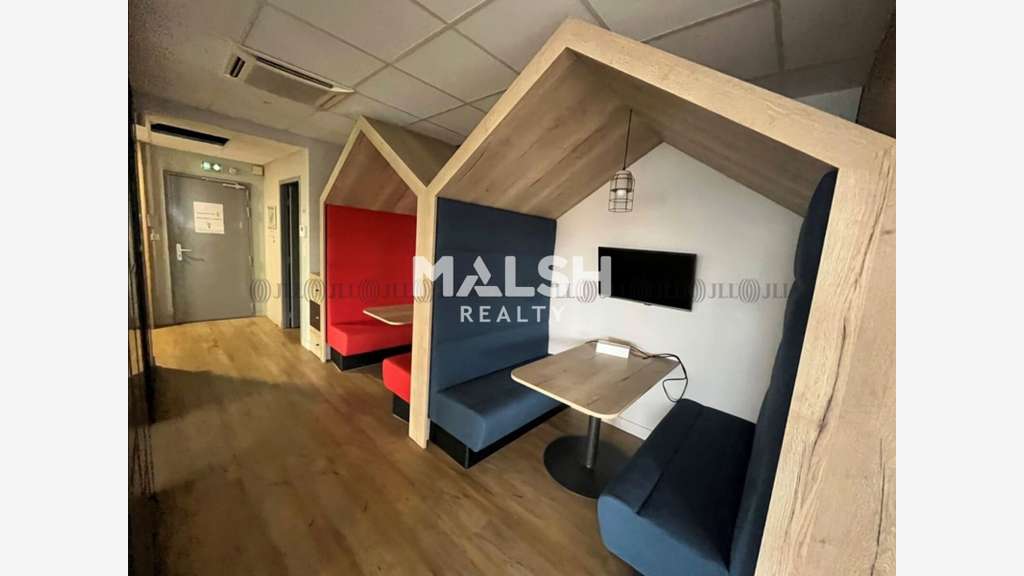 A louer ou vendre bureaux 389m² divisibles Lyon 9e