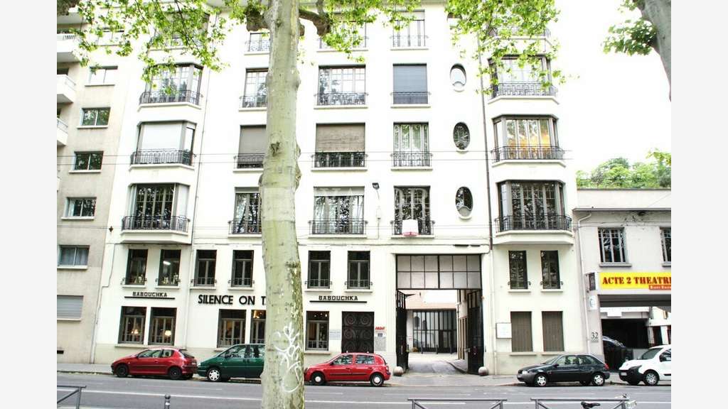 Bureaux rénovés 239m² à Lyon 9e quais de Saône