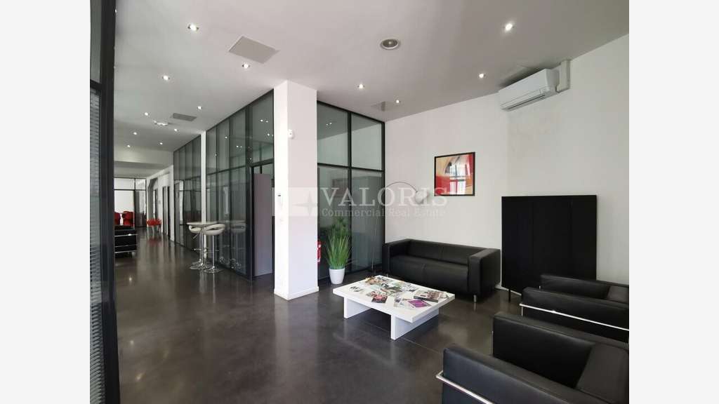 Bureaux rénovés 239m² à Lyon 9e quais de Saône