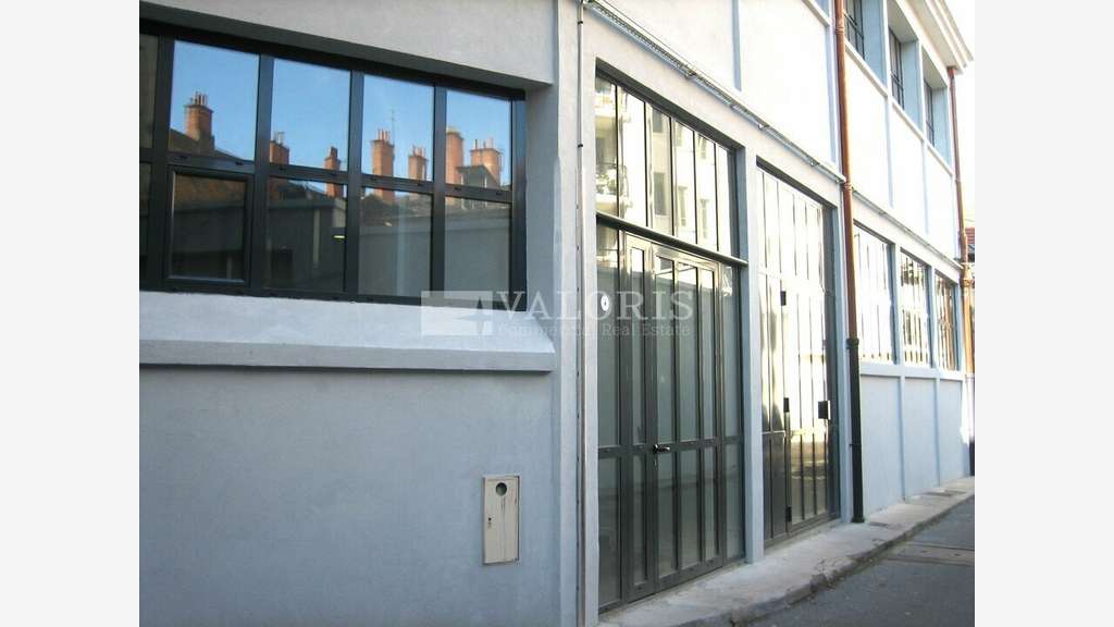 Bureaux rénovés 239m² à Lyon 9e quais de Saône