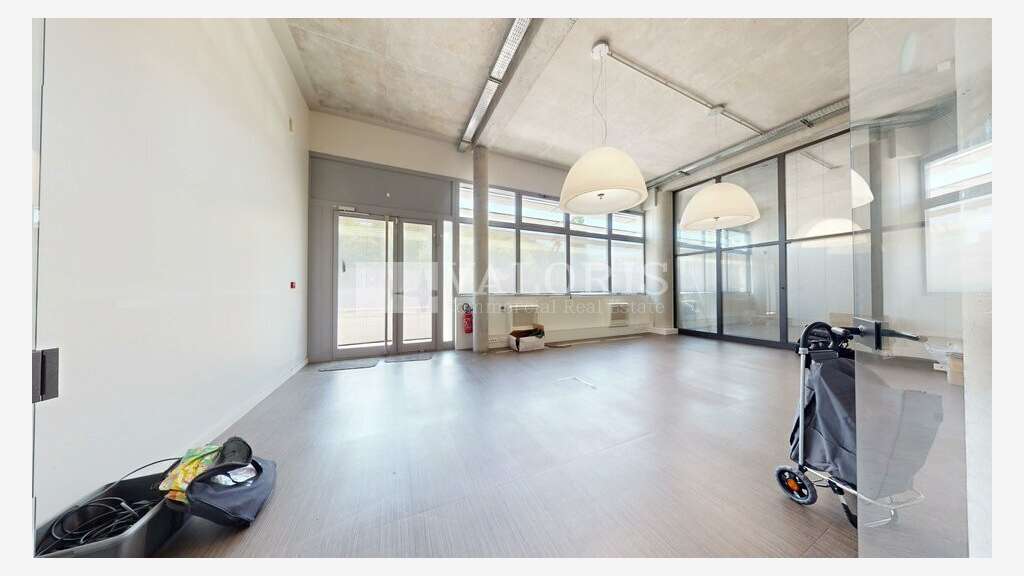 Bureaux 336m² à vendre Lyon 9e Grand Nord Ouest