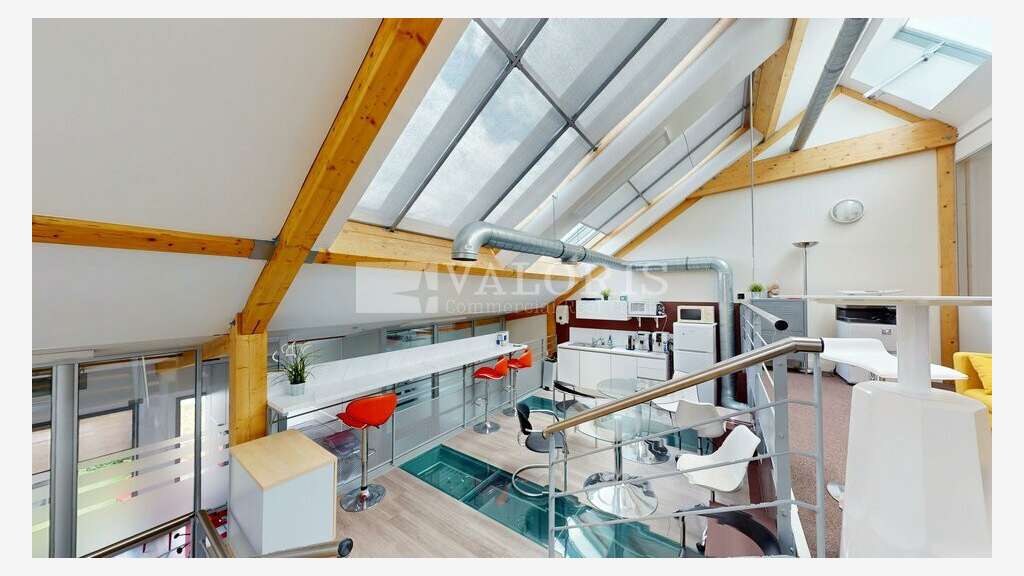 Bureaux en duplex 264m² à vendre à Lyon 9e