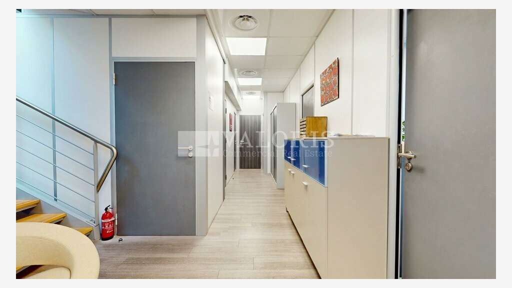 Bureaux en duplex 264m² à vendre à Lyon 9e