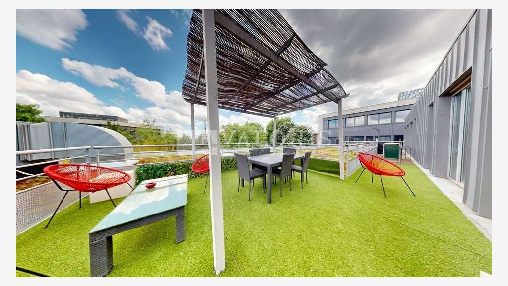 Bureaux en duplex 264m² à vendre à Lyon 9e