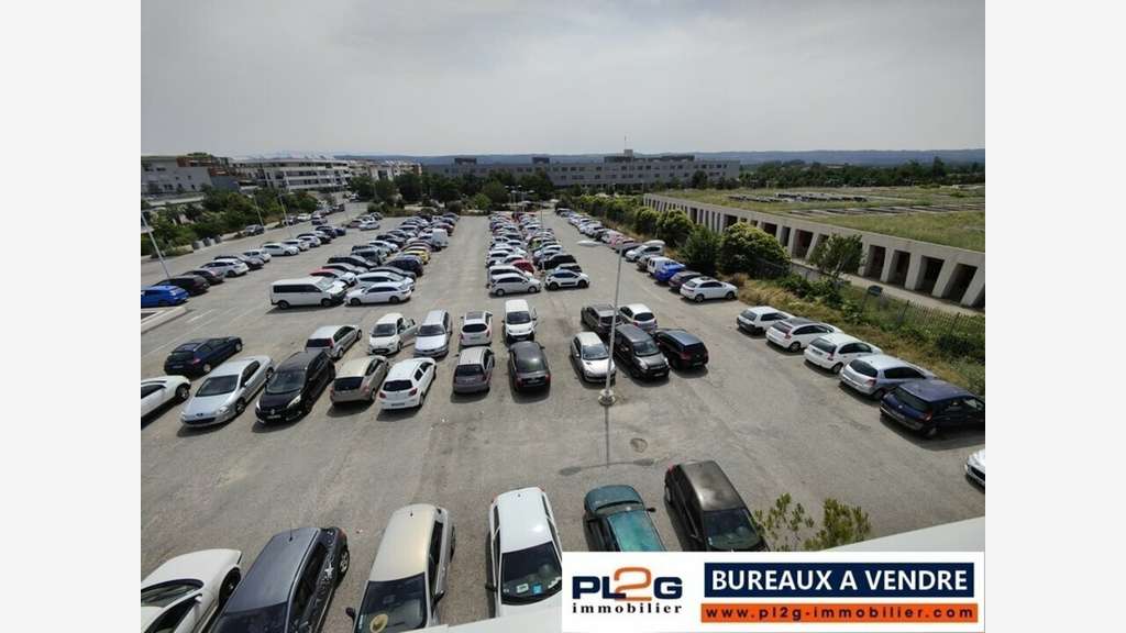 Vente bureau neuf 222m² à Manosque Chanteprunier