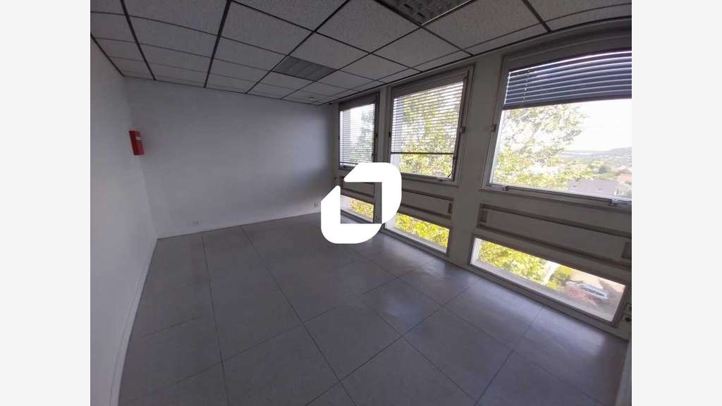 Vente Bureaux 155m² Mantes la jolie
